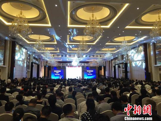 图为首届中国大运河国际高峰论坛现场。　何蒋勇 摄